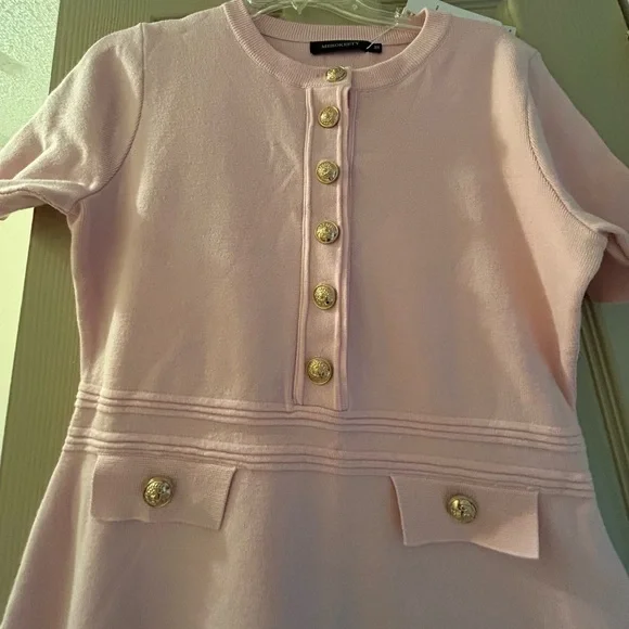 Elegant Sweater Pink Button Dress size Med - Picture 4 of 4